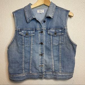 Women denim vest size 3XL